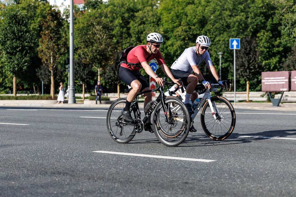Фото 210af717819d4225b275e091cd03e0ed с события Cyclingrace Вечернее Садовое