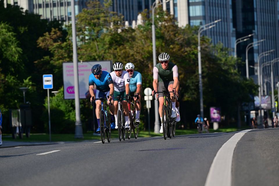 Фото 9647b54871ba4d53a38df844296553f6 с события Cyclingrace Вечернее Садовое