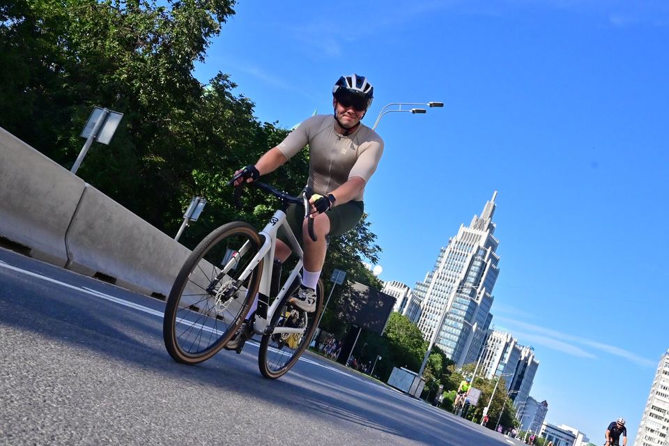Фото ed041c01157e4e83a76aba20459e25e9 с события Cyclingrace Вечернее Садовое