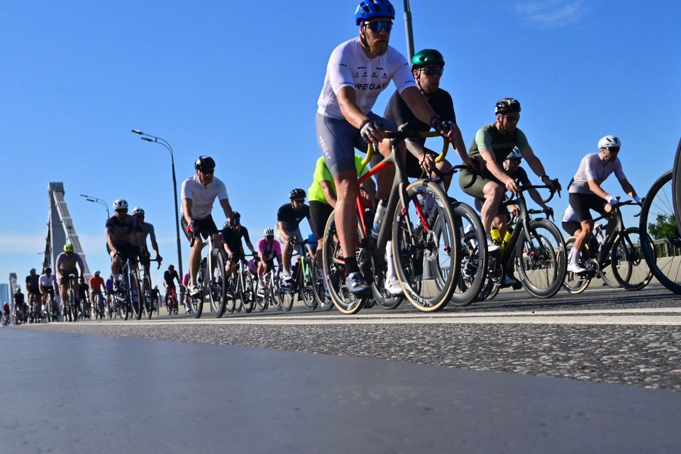 Фото 04774cb97c3d4a088e09448ff9e7d925 с события Cyclingrace Вечернее Садовое