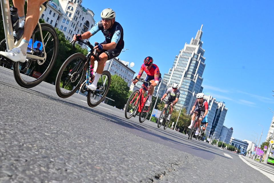 Фото 5d889368395e4fe2a990dbb51b34b90b с события Cyclingrace Вечернее Садовое