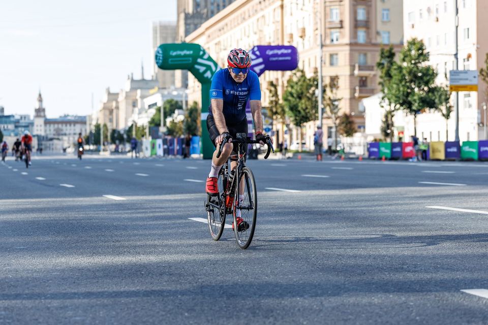 Фото 4869c3e0e1ca467093a0ba117577df98 с события Cyclingrace Вечернее Садовое