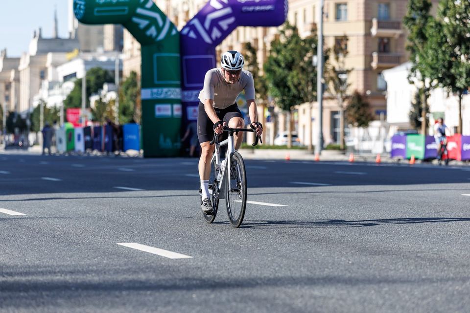 Фото 473143cd172543cfa35354ba722dbb3b с события Cyclingrace Вечернее Садовое
