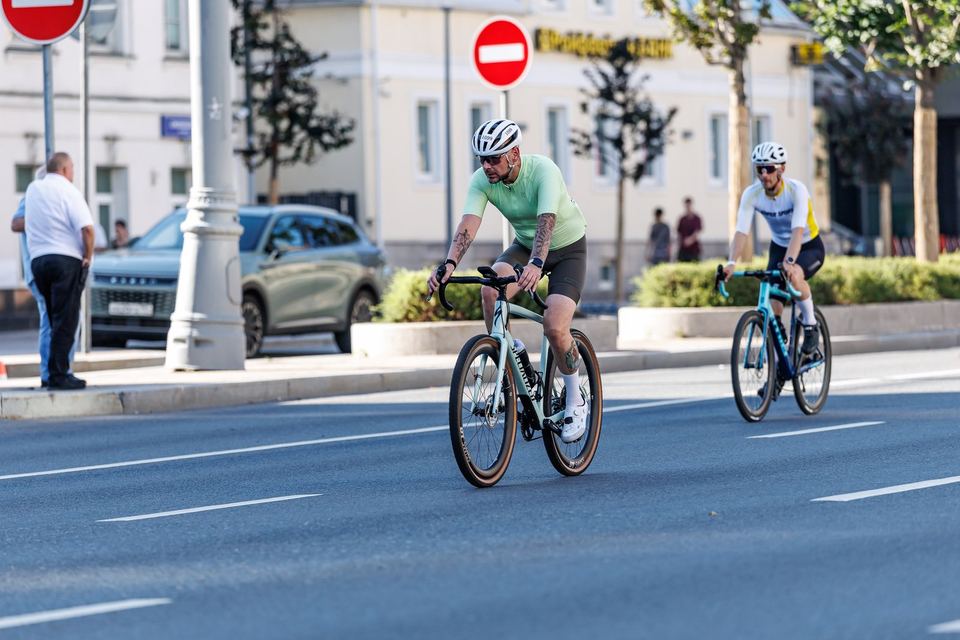 Фото c6f36065fd4b4c4cae136a0ffc711612 с события Cyclingrace Вечернее Садовое