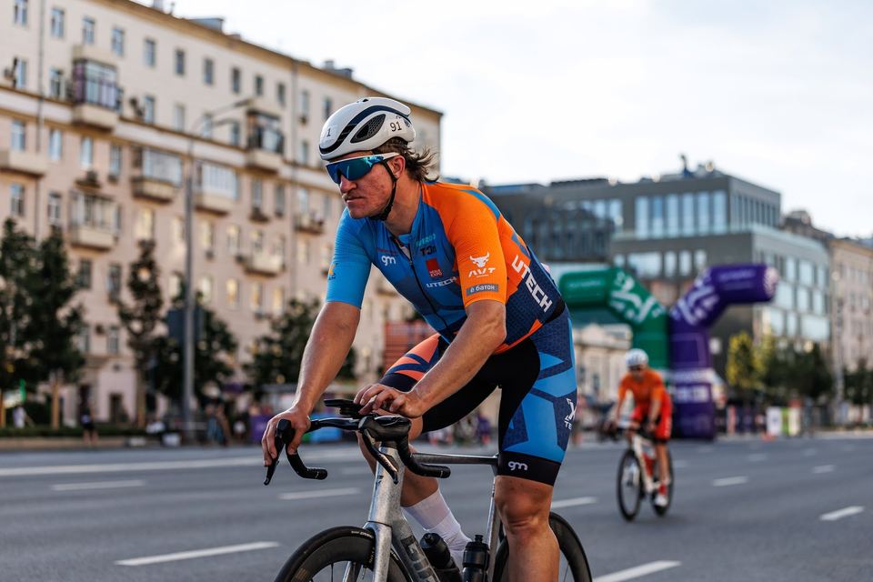 Фото da2e9386a2f5432eb453ed832c0703e0 с события Cyclingrace Вечернее Садовое