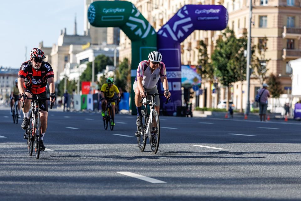 Фото c3b8080c1f8845d69708fc3667ed71e3 с события Cyclingrace Вечернее Садовое