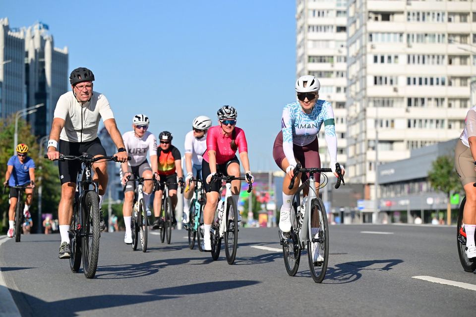 Фото 7c13eb753d9047d1b4ae796ffe04ee06 с события Cyclingrace Вечернее Садовое