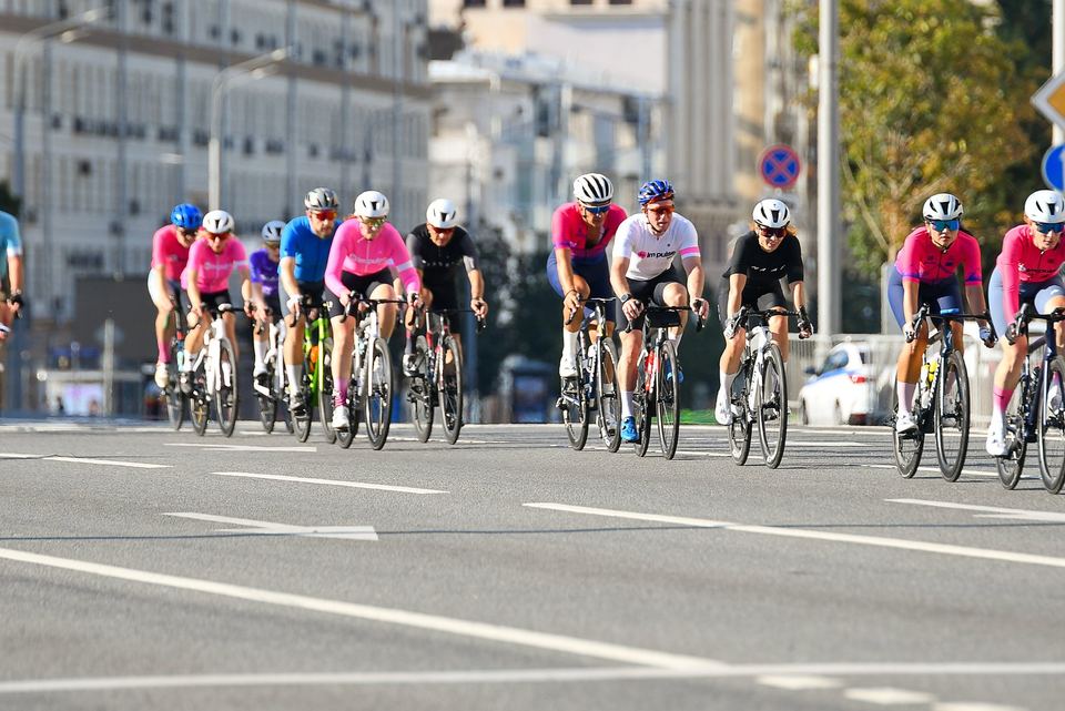 Фото 051d845e0dac47c2bbc0434854867d90 с события Cyclingrace Вечернее Садовое