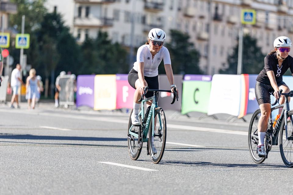 Фото 099e8e24f4a54699b2d41ef70b6a37f4 с события Cyclingrace Вечернее Садовое