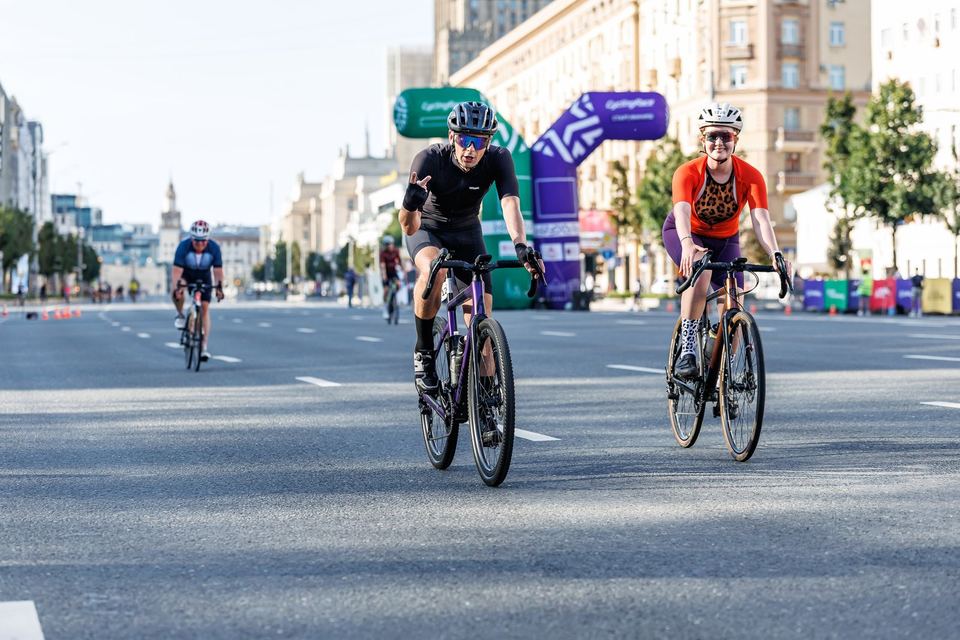 Фото 58cc4dca269d4b60a6a0cb85e4c5b9d2 с события Cyclingrace Вечернее Садовое
