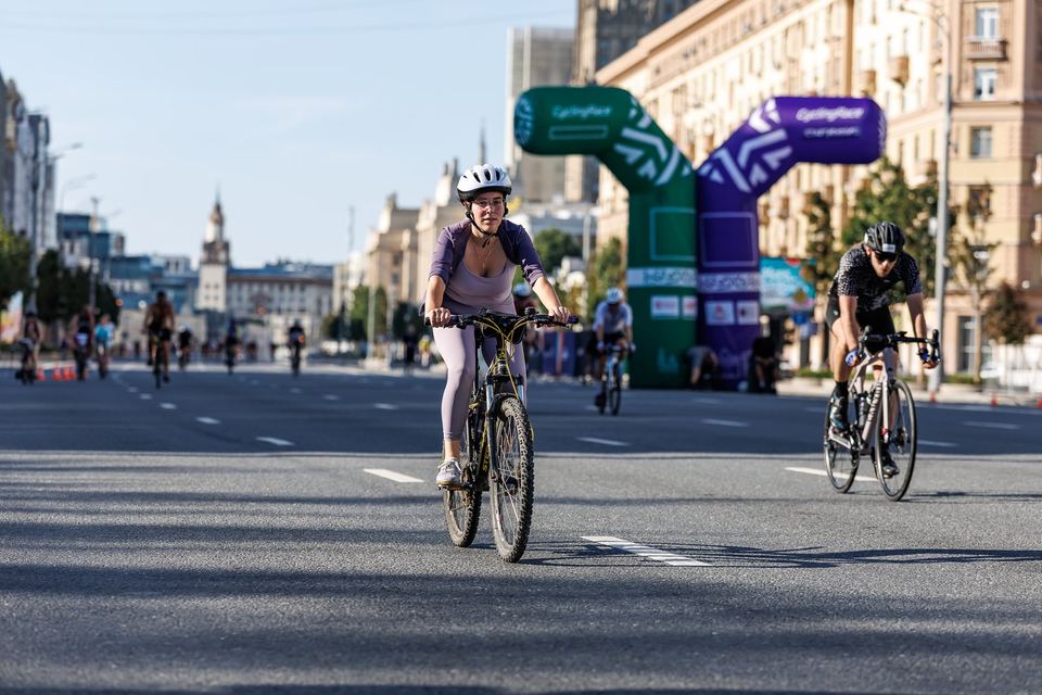 Фото c0f7c336cf9447ed8f96ad7b59b258f6 с события Cyclingrace Вечернее Садовое