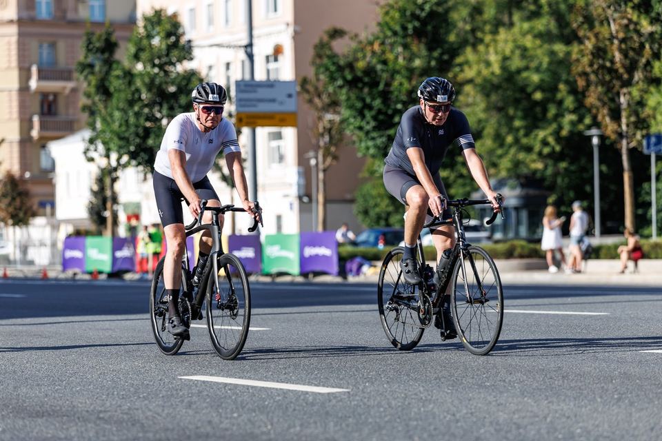Фото a7b9537e4b414ff6a255d0493536f075 с события Cyclingrace Вечернее Садовое