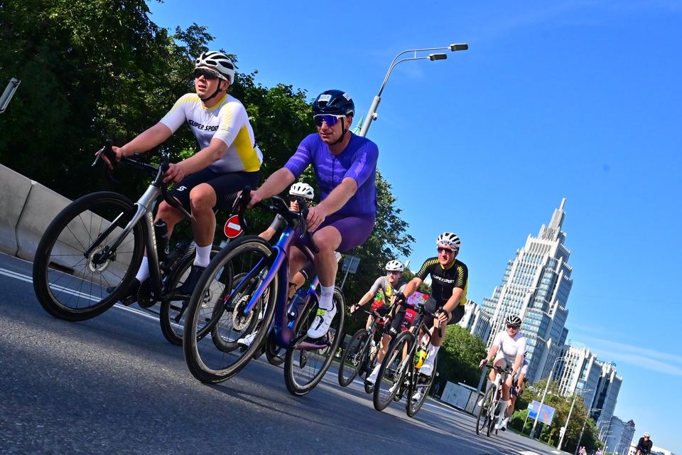 Фото 0e6d3005618943c69d39f10c7bd921d9 с события Cyclingrace Вечернее Садовое