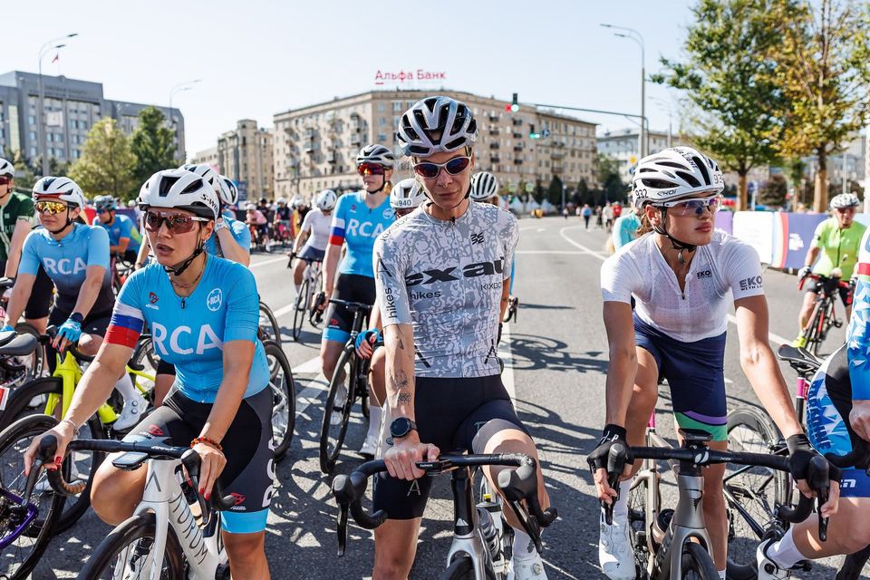 Фото a321fc5a262748ddac26c2852da8da7a с события Cyclingrace Вечернее Садовое