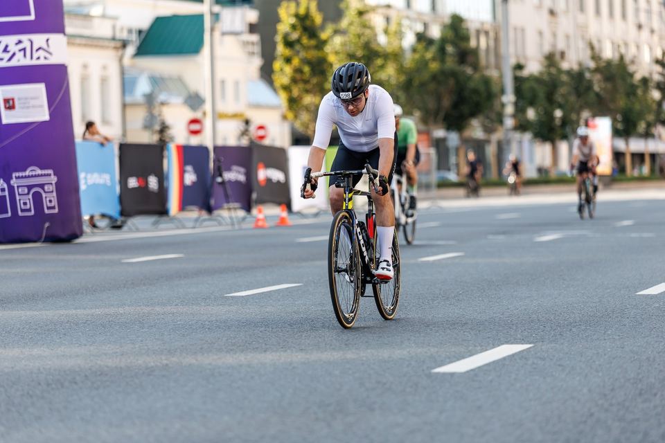Фото 93f4e13615214dc0ae54b65441e4c53a с события Cyclingrace Вечернее Садовое