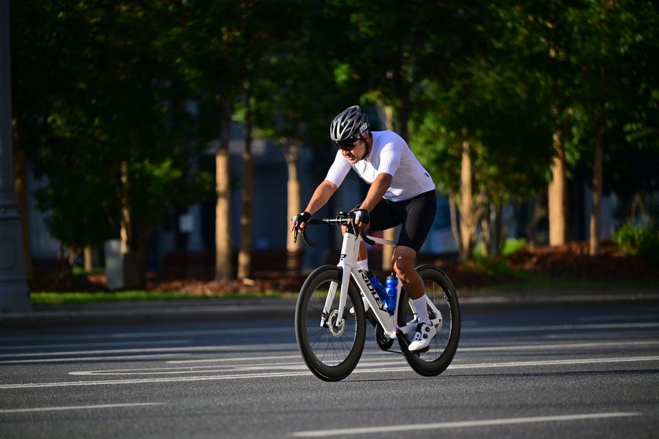 Фото 81c5e9a5f61141e196260abc19dd6479 с события Cyclingrace Вечернее Садовое