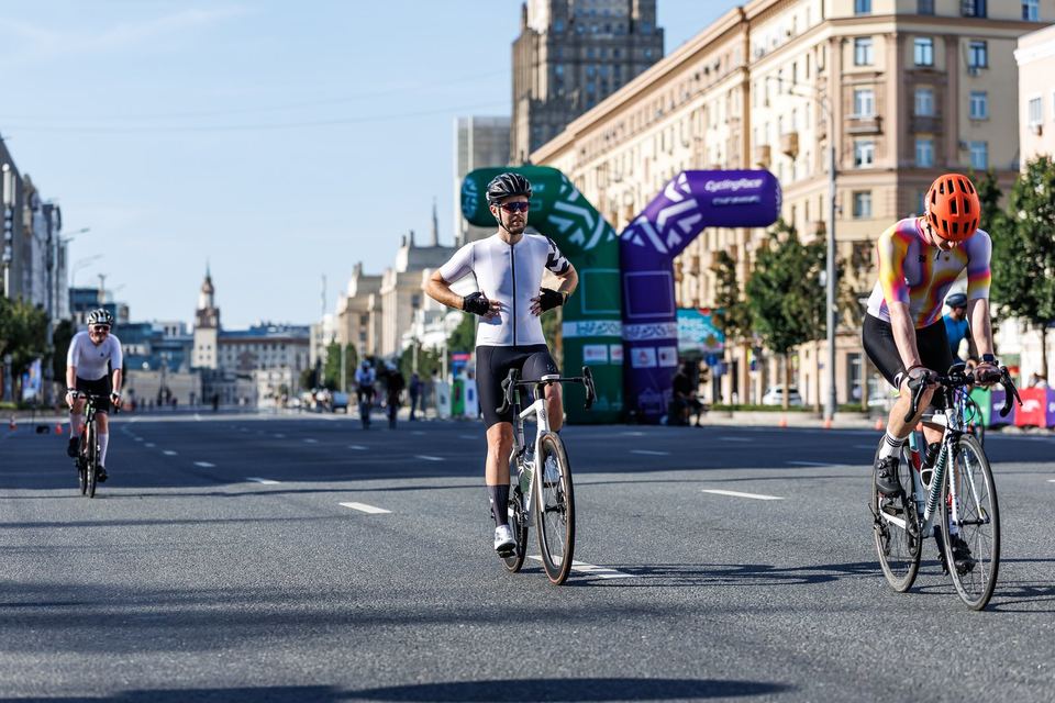 Фото a8009652a1e541f2a0fbfe53144adcdf с события Cyclingrace Вечернее Садовое