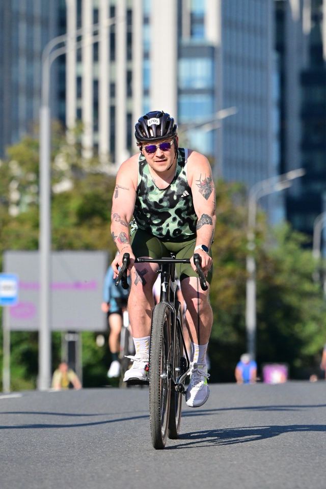 Фото 25398105d41b4763a56e413358c75abc с события Cyclingrace Вечернее Садовое