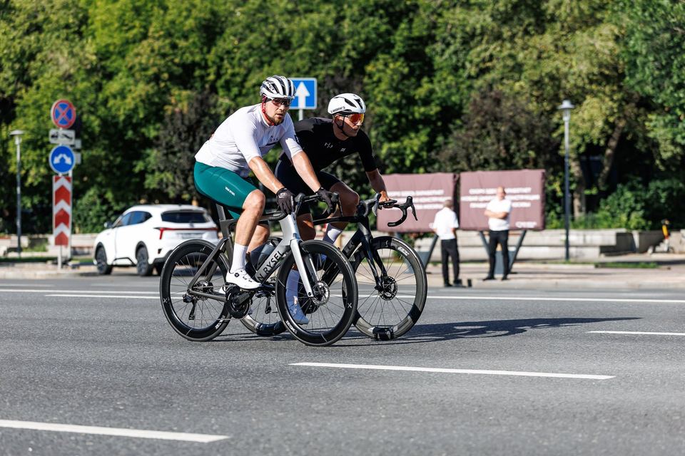 Фото 4c0b4c7ec3f44f6f992cb96225b49bf8 с события Cyclingrace Вечернее Садовое