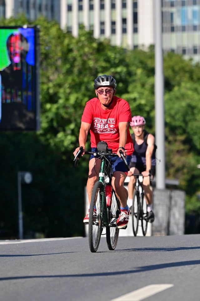 Фото db28835a61fe4de396c3d6a0933228f9 с события Cyclingrace Вечернее Садовое