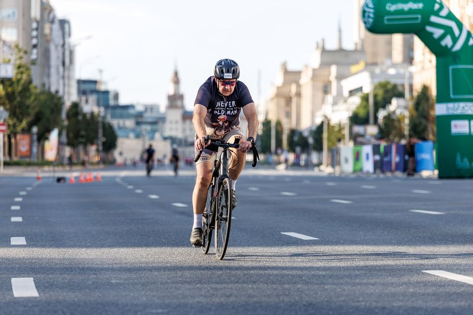 Фото 926c84f1b2db40cc968cfa954de6b909 с события Cyclingrace Вечернее Садовое