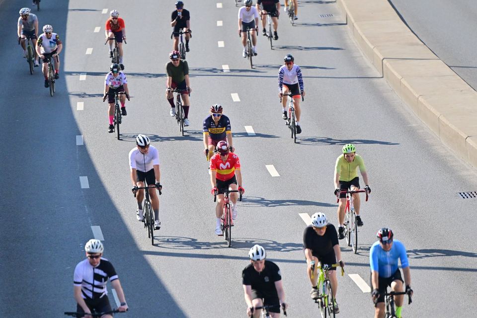 Фото 61b8f76820c54d2dbf427777fb568955 с события Cyclingrace Вечернее Садовое