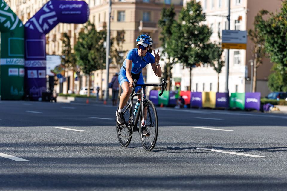 Фото f9936f03e15645a9998ff8ff684c12d6 с события Cyclingrace Вечернее Садовое
