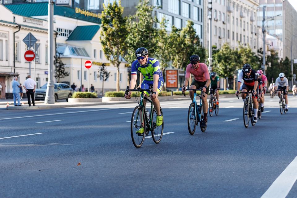 Фото 2abfa61ac2084352bae58985e6474a7e с события Cyclingrace Вечернее Садовое