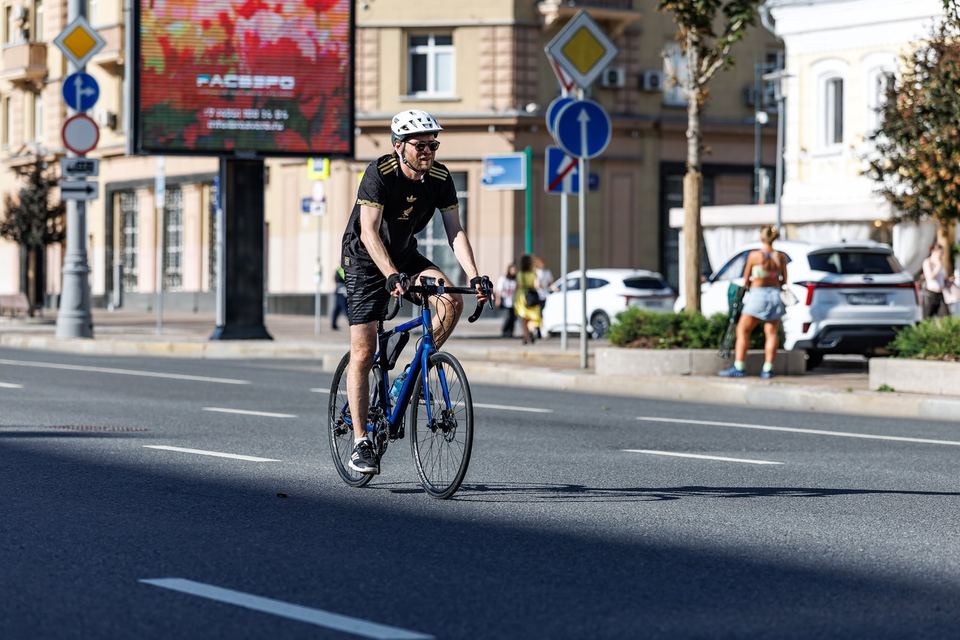 Фото 485e3b5771454436bf536bd826b0a3d9 с события Cyclingrace Вечернее Садовое