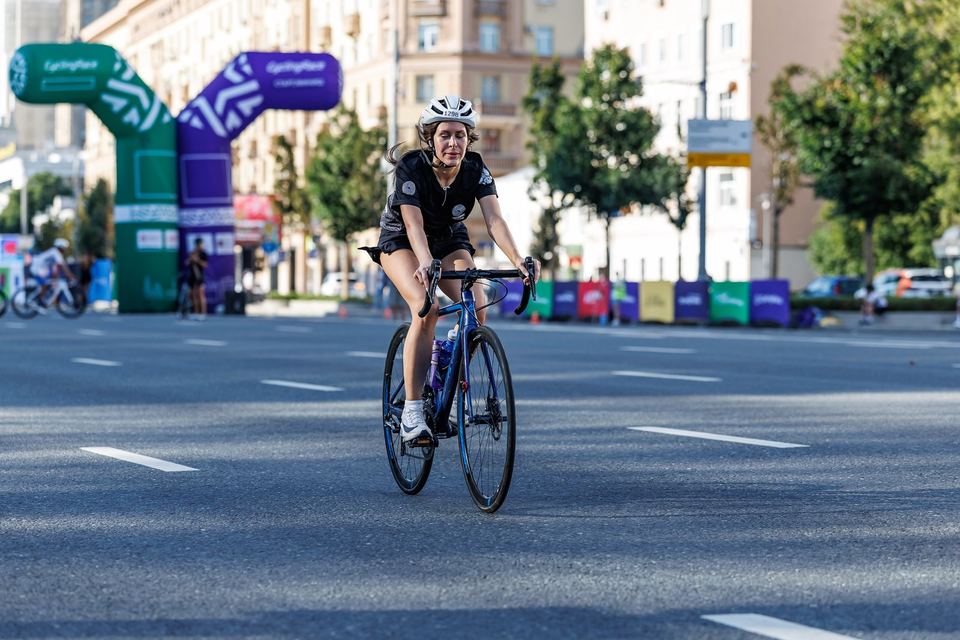 Фото 29a4ee048cb347839fe62a5ab5dd39c0 с события Cyclingrace Вечернее Садовое