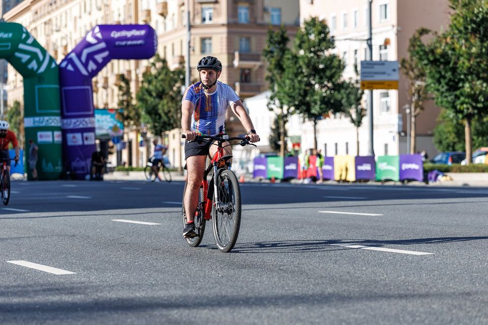 Фото a37ea67ec8464f22bf4397e71425ca56 с события Cyclingrace Вечернее Садовое