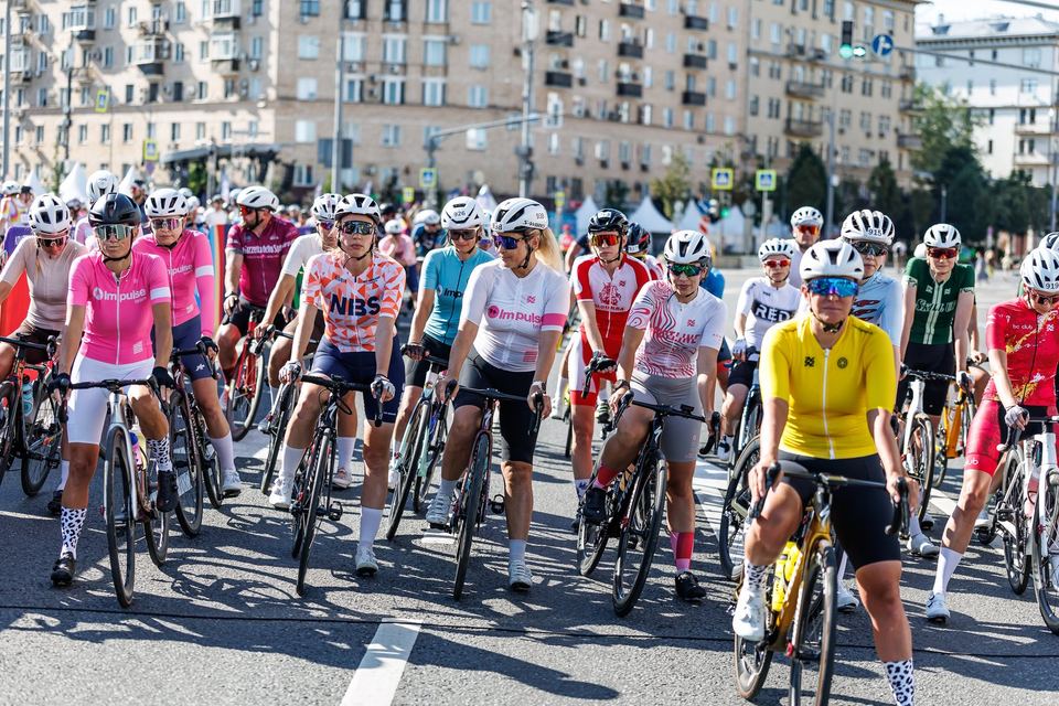 Фото a49b782ff6fb4e579265351c90256f36 с события Cyclingrace Вечернее Садовое