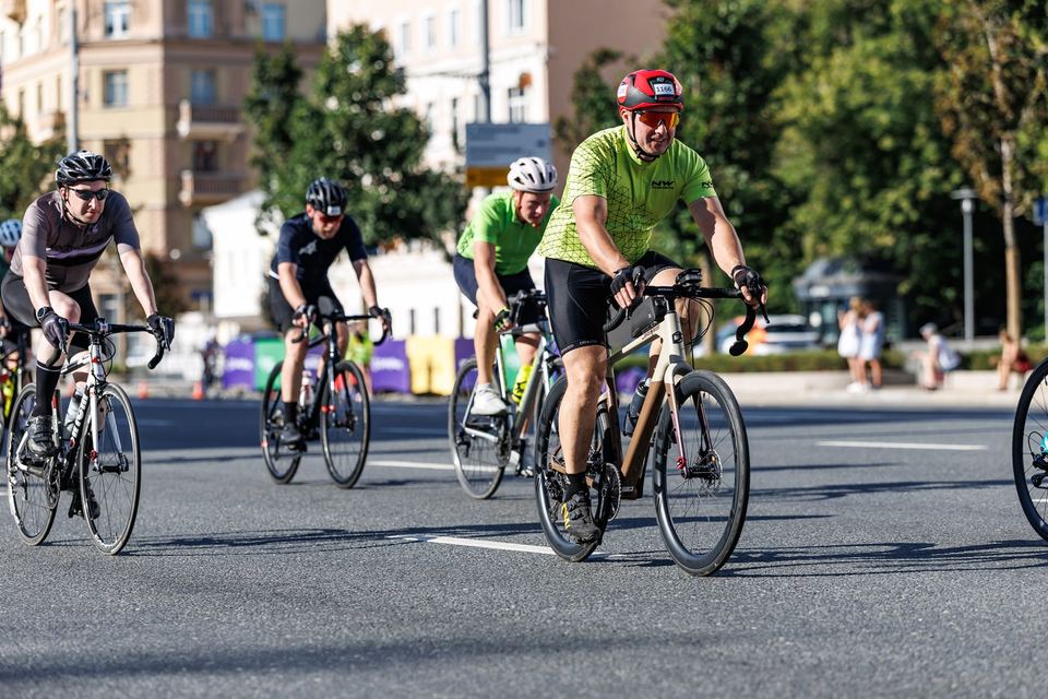 Фото 56a74f977eb04f429cc1e23c52e01883 с события Cyclingrace Вечернее Садовое