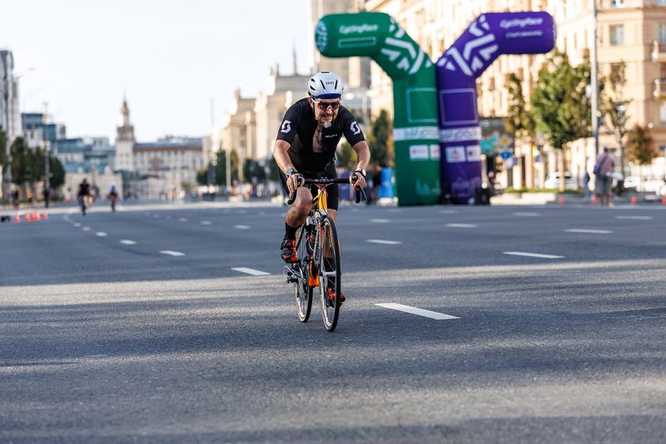 Фото 18f678a77b9a4297b50f81184eec57d4 с события Cyclingrace Вечернее Садовое