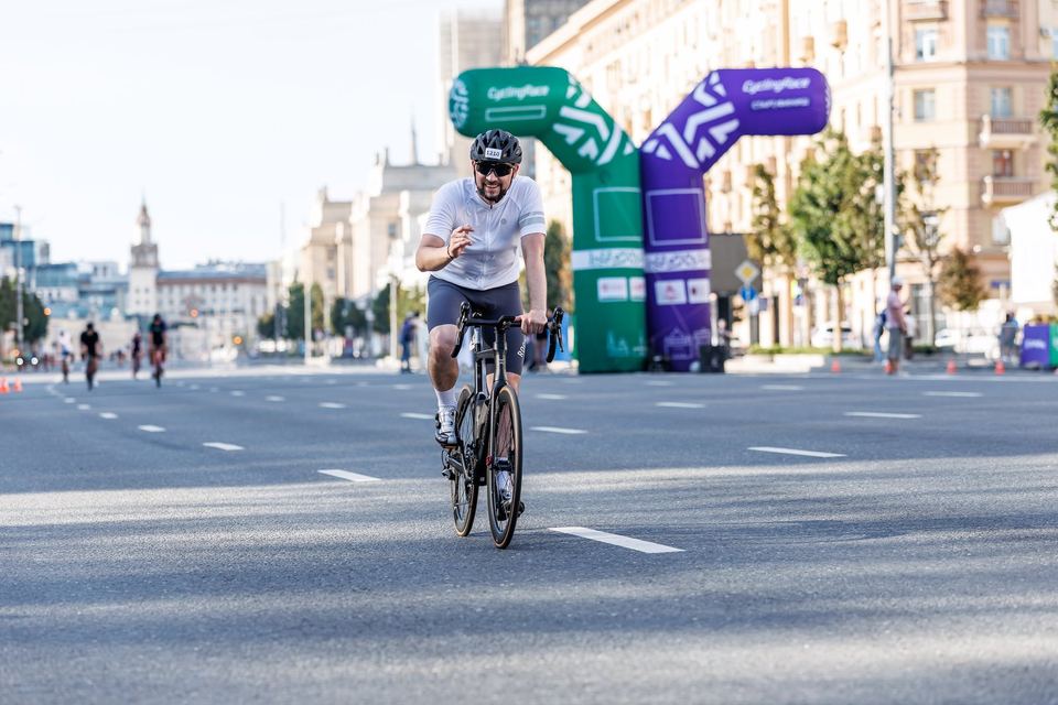 Фото b0a1568c7fc8453ba6130088d0563888 с события Cyclingrace Вечернее Садовое