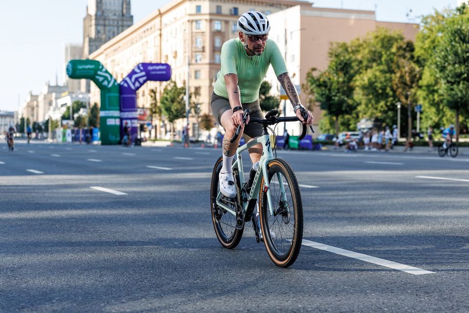 Фото 21727d7de5df4fb2a1ec91447840ba04 с события Cyclingrace Вечернее Садовое