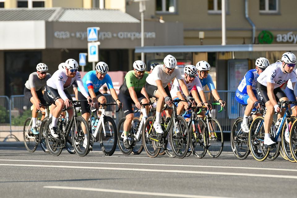 Фото 25549809c3d74a1485d8ff92f32518c2 с события Cyclingrace Вечернее Садовое