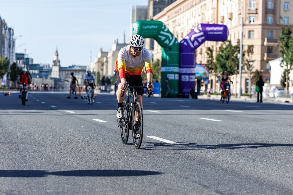 Фото cb9208715baa4fba9e8991e013e15b73 с события Cyclingrace Вечернее Садовое