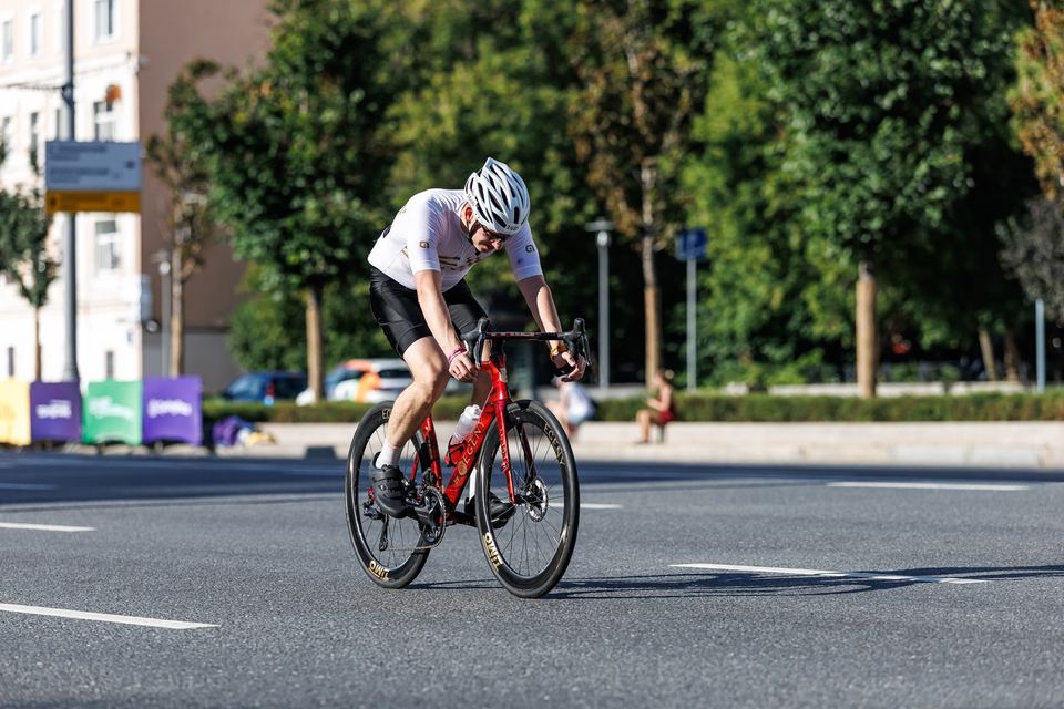 Фото 1b906e2f45954ab1a3407c46d94cf158 с события Cyclingrace Вечернее Садовое