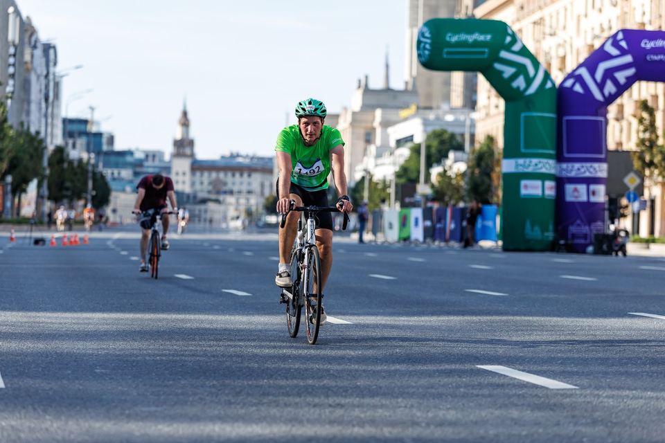 Фото 88b1e68ec2684664a527d3416e2b9a80 с события Cyclingrace Вечернее Садовое