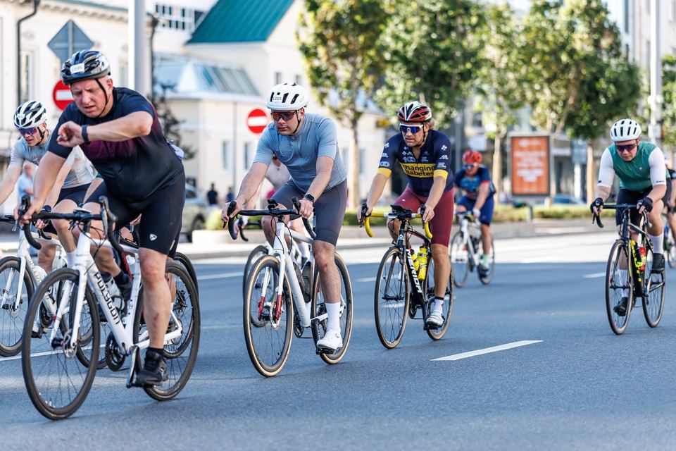 Фото 0ec0a31b3a974306a2914749976c5525 с события Cyclingrace Вечернее Садовое