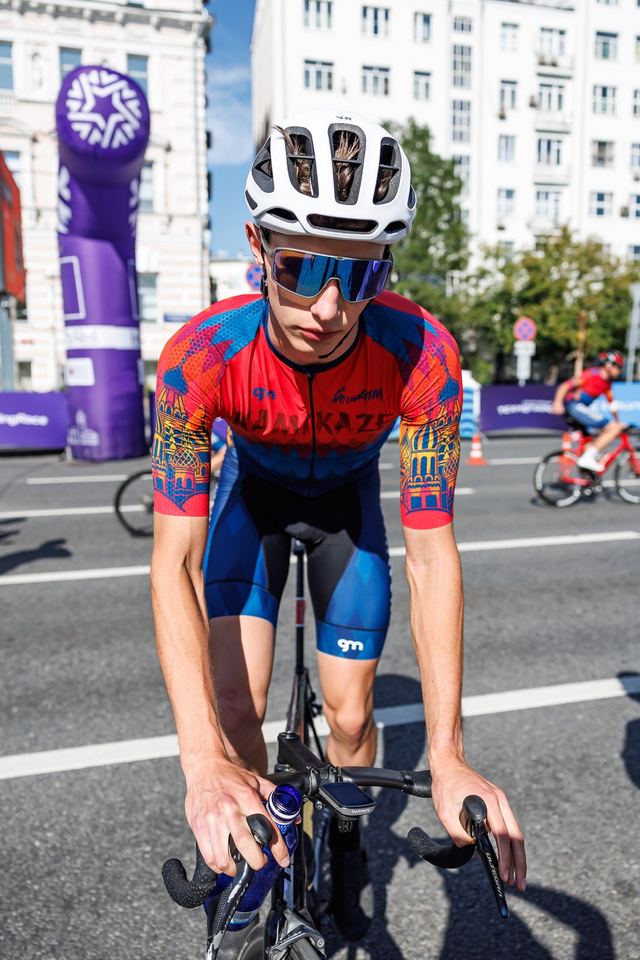Фото 6e415abc00344eb480ce55bfe9847d4f с события Cyclingrace Вечернее Садовое