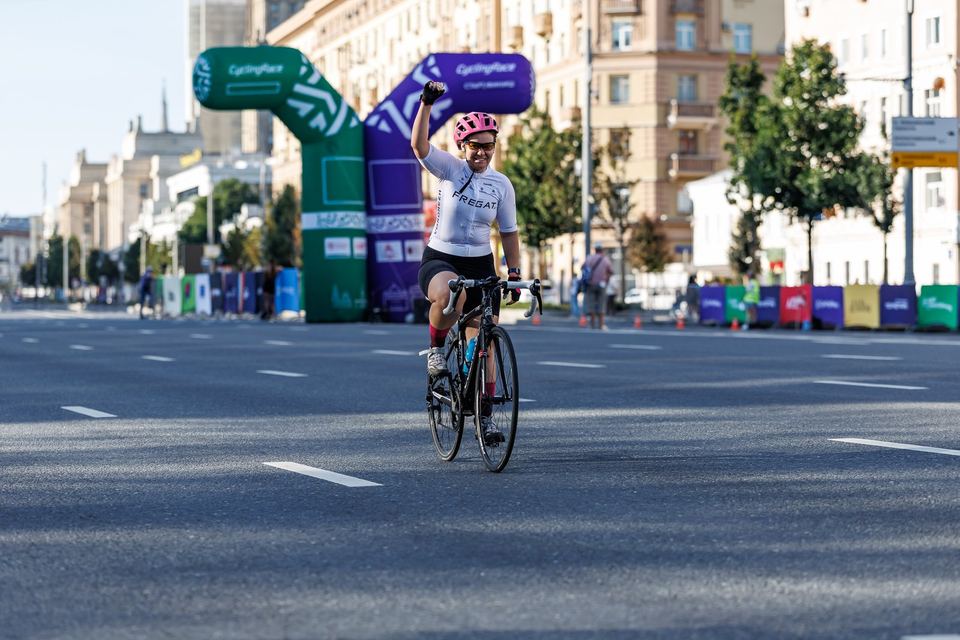 Фото 016c5b0f6c404dfb9d1479e4cbddd059 с события Cyclingrace Вечернее Садовое