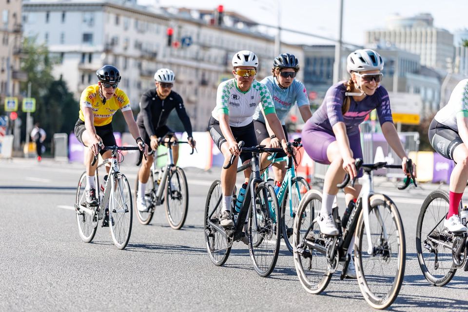 Фото 19fa544ba6c648e987fbe8125612e433 с события Cyclingrace Вечернее Садовое