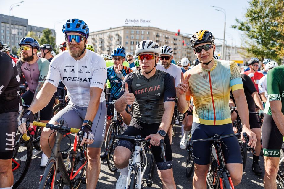 Фото ee1a303186b84ba596cab4ff2e98a41b с события Cyclingrace Вечернее Садовое