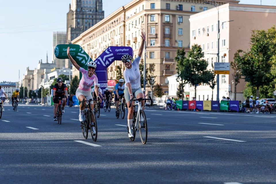 Фото 57a8ab587306404193c51f6ab84eec7c с события Cyclingrace Вечернее Садовое