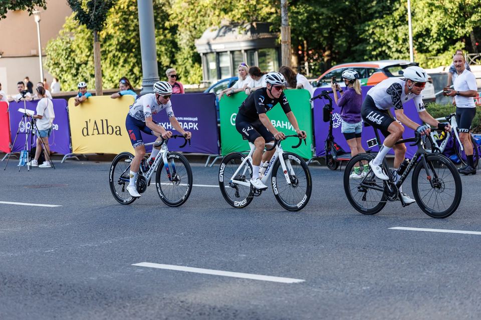 Фото f6223ba579c741d2931c2bf4f1f082a1 с события Cyclingrace Вечернее Садовое