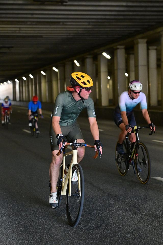 Фото a9d31ef41be946f69ca66dc37a803f0e с события Cyclingrace Вечернее Садовое