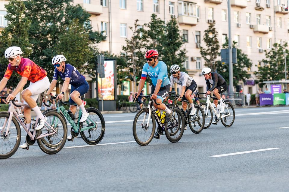 Фото 414e6582439c4d7abc4ecdc789eba11a с события Cyclingrace Вечернее Садовое