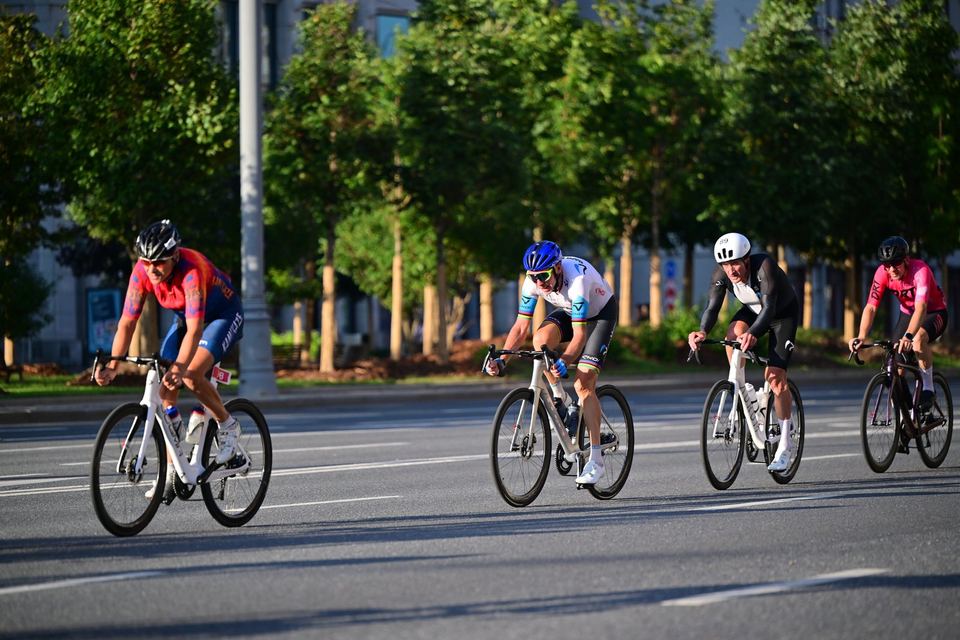 Фото f3a64cc203f44635ae4e261dd39c0c4a с события Cyclingrace Вечернее Садовое
